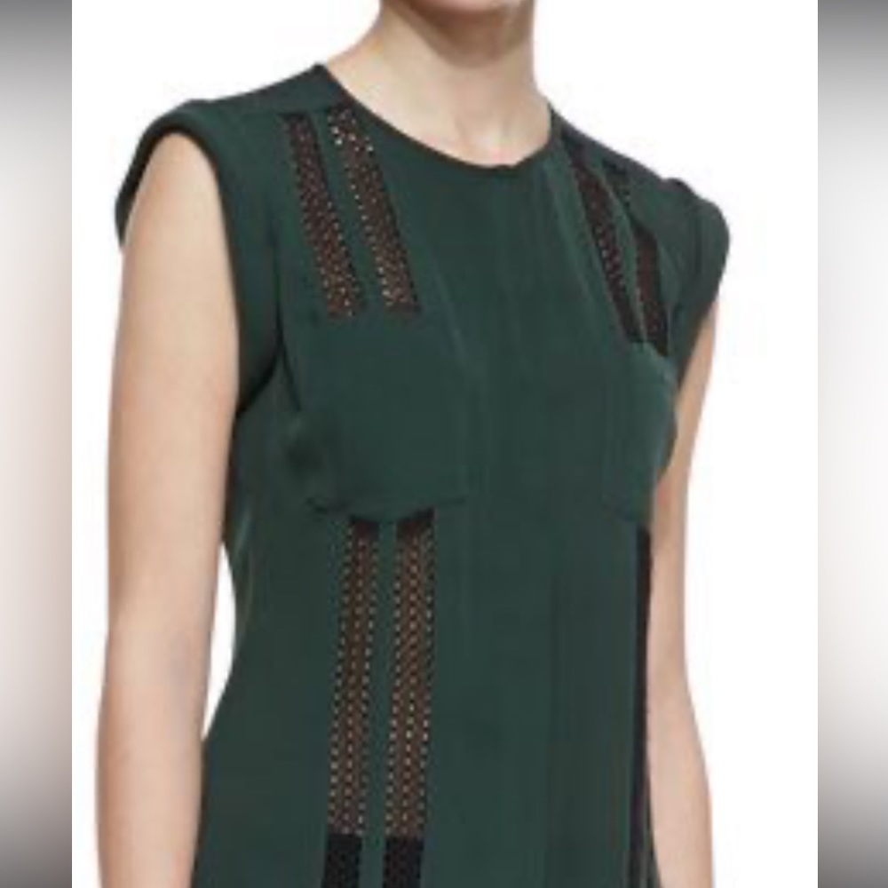 Delicate Veronica Beard green Silk short sleeve- button front blouse. Like new.